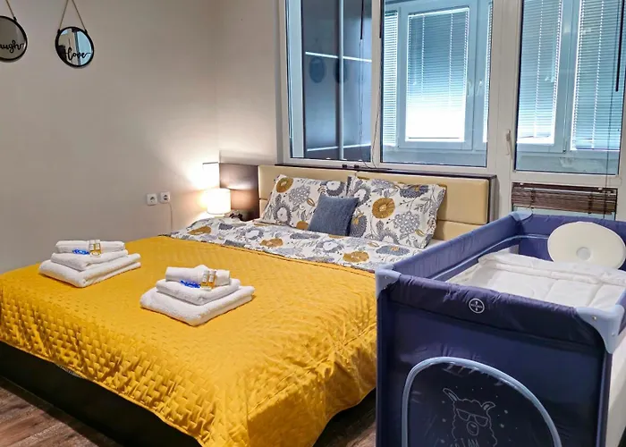 Rea Mladost - Easy Access To Metro, Ideal Location